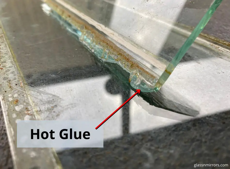 Will hot glue peel off glass